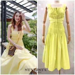 STYLISTA :: แมกซี่เดรสสวยๆ มาแล้ว ช่วงตัวมีเทคเจอร์เป็นจีบ มีเชือกปรับช่วงคอ เอวสม๊อค มีผ้าผูก กระโปรงระบาย