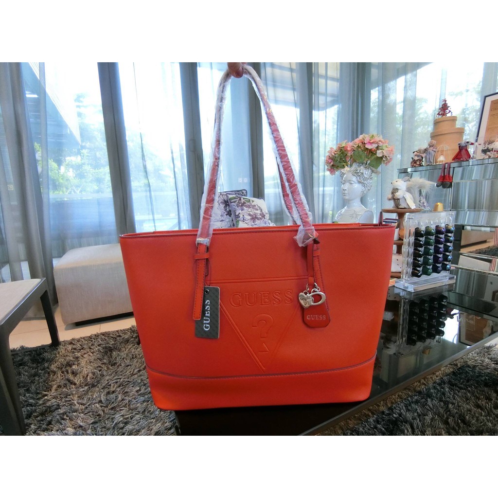 GUESS BALDWINPARK TOTE BAG แท้ 💯% กระเป๋าสะพายข้างผู้หญิง