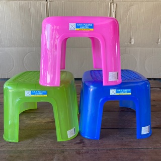 เก้าอี้แม่บ้าน NO.8005 (ทางร้านคละสีให้)