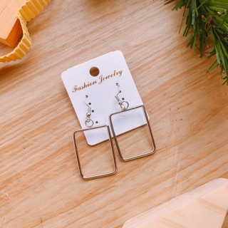 ต่างหูสี่เหลี่ยมห้อยๆ❤️(Earings square)