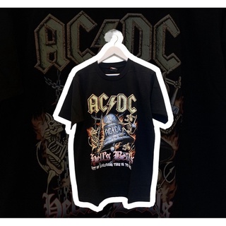 เสื้อยืดผ้าฝ้ายพรีเมี่ยมเสื้อวงดนตรี ACDC เสื้อสตรีท ผ้านิ่ม คอไม่ย้วย รับประกันใส่สบาย