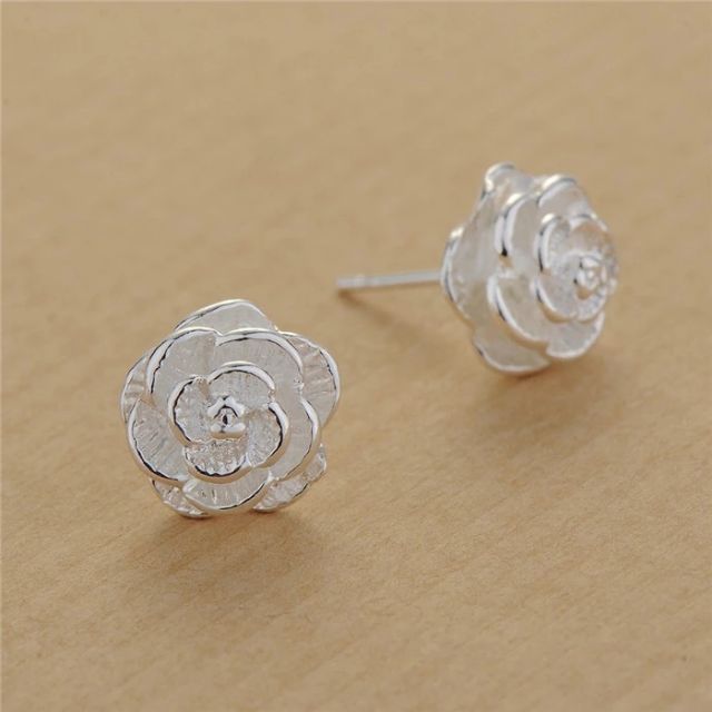 ต่างหูดอกกุหลาบ • Rose Earring