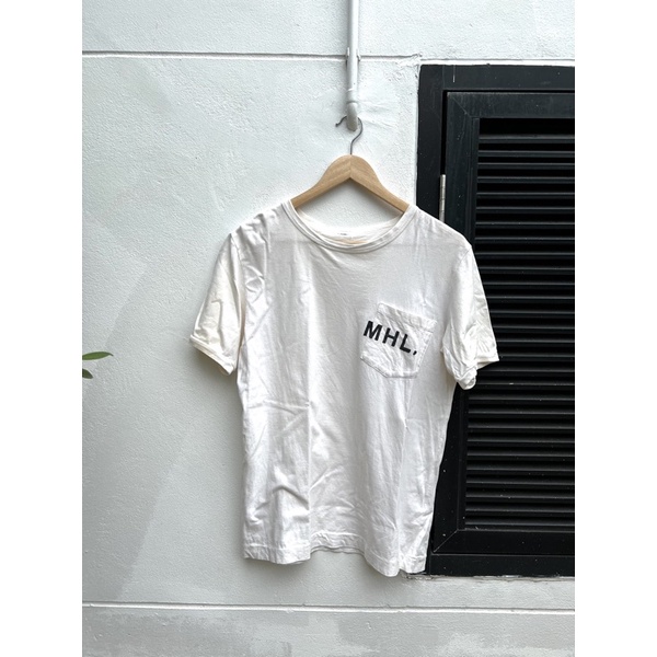 เสื้อยืด MHL off white