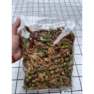 ปลากรอบสามรส 500 กรัม ปลากรอบคลุกงา, ปลากรอบสมุนไพร+ถั่วลันเตาหรือถั่วจีน