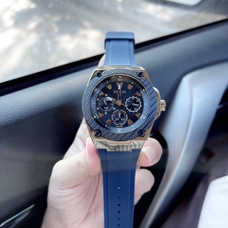 (ผ่อน0%) นาฬิกาชาย สีน้ำเงินขอบทอง  GUESS GOLD TONE CASE BLUE SILICONE WATCH U1049G9 หน้าปัด 45 มม. สายซิลิโคน สีน้ำเงิน