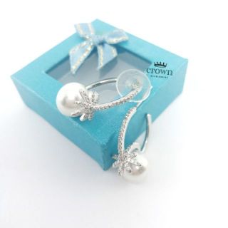 Earrings curl pearl ต่างหูห่วงมุก เครื่องประดับ