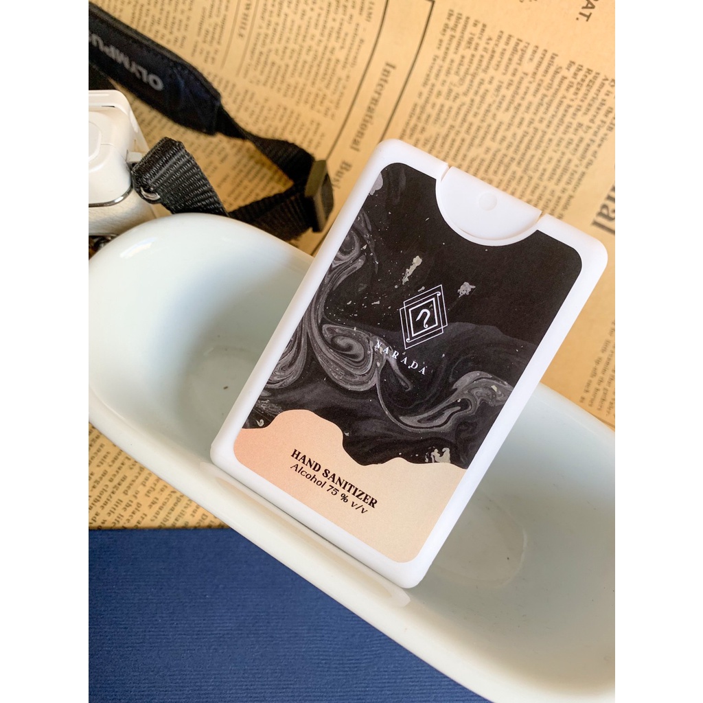 ❤️ สเปรย์แอลกอฮอล์ พกพาสะดวก!!! ถนอมผิว แห้งเร็ว Alcohol Spray 20 ml by NaradaAsia ❤️++20ml การ์ดสีขาว++