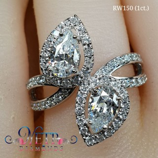 แหวนเพชรทรงหยดน้ำ ขนาด 1กะรัต เพชรเลียนแบบเพชรแท้ ทำจาก เพชร CZ, Cubic Zirconia หรือ เพชรโคลนนิ่ง ทำจากแร่สังเคราะห์ CZ