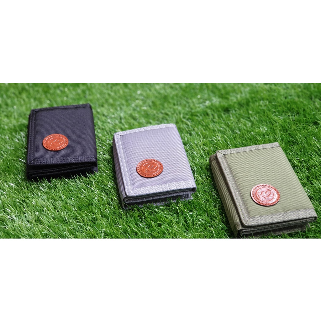 กระเป๋าK2 Short Wallet รูปทรงแบบ 3พับ กระเป๋าสตางค์พกพา มีช่องสำหรับใส่ธนบัตร