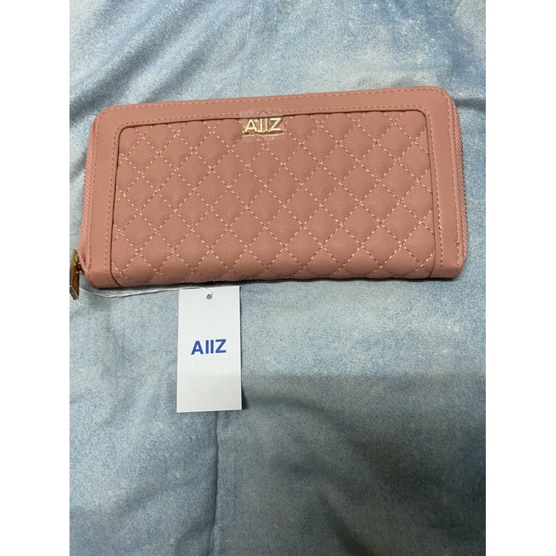 กระเป๋าสตางค์ใบยาว AllZซื้อมาจากShopไม่ได้ใช้ค่ะ