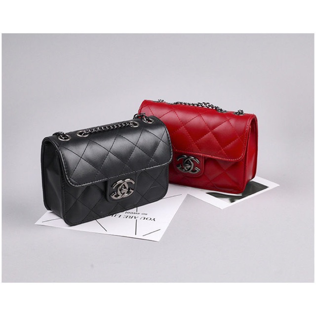 กระเป๋าCHANEL เรท 120 ราคาเดียว   🚫ปิดจอง 30/06/63🚫เร่งรีบ พรีออเดอร์‼️กระเป๋าห่วงโซ่    มี 4 สี : แดง ดำ ชมพู เงิน