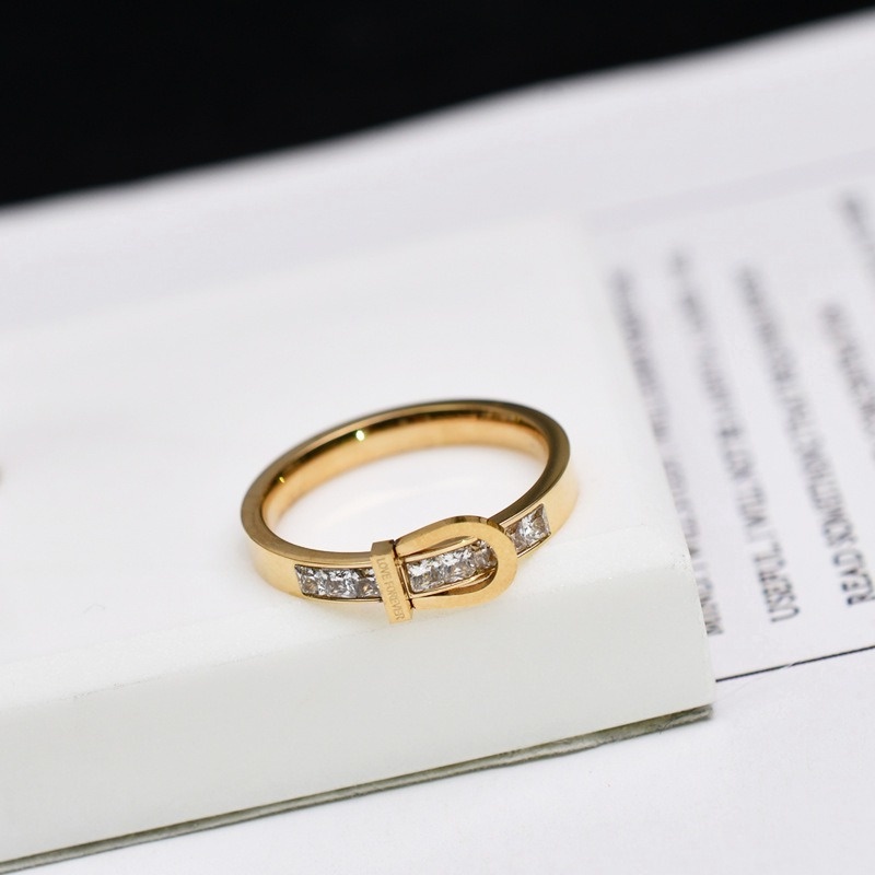 แหวนสเตนเลส ไทเทเนียม ประดับเพชร เข้ากับทุกการแต่งกาย แฟชั่นเรียบง่าย สําหรับผู้หญิง - รูปที่ 3