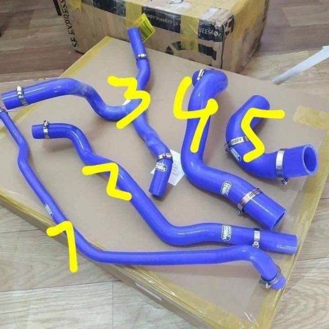 จัดโปร 2290฿ ท่อน้ำซิลิโคนครูซ (สีดำ) Cruze 1.8 ขายแยกชิ้น