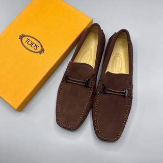 TODS LOAFERS รองเท้าโลฟเฟอร์ ผู้ชาย รองเท้าหนังแบบทางการ