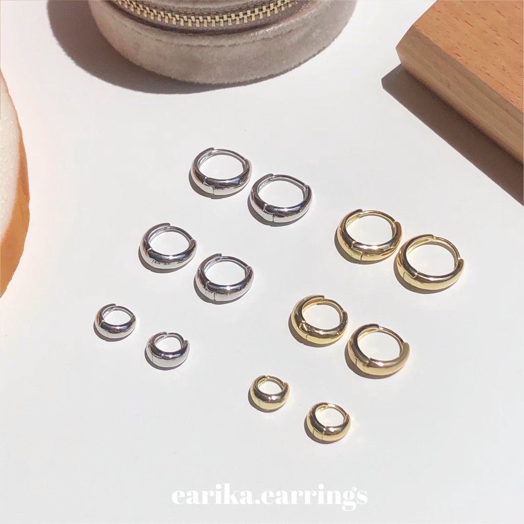earika.earrings - simple hoop ต่างหูห่วงก้านเงินแท้ชุบทองคำขาว/ทอง (มี 2 สี, 3 ขนาด) เหมาะสำหรับคนแพ้ง่าย