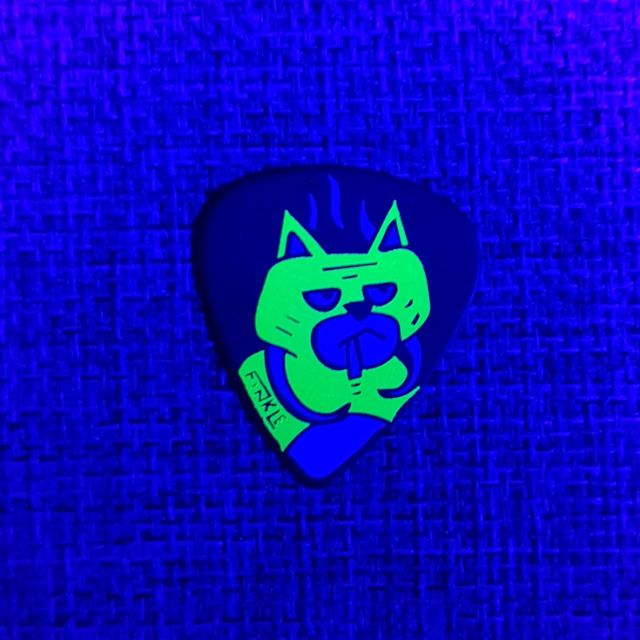 ปิ๊ก RockReady รุ่น Stoned Cat (แมวปุ๊น) (สะท้อนแสงblacklight) ปิ๊กกีต้าร์