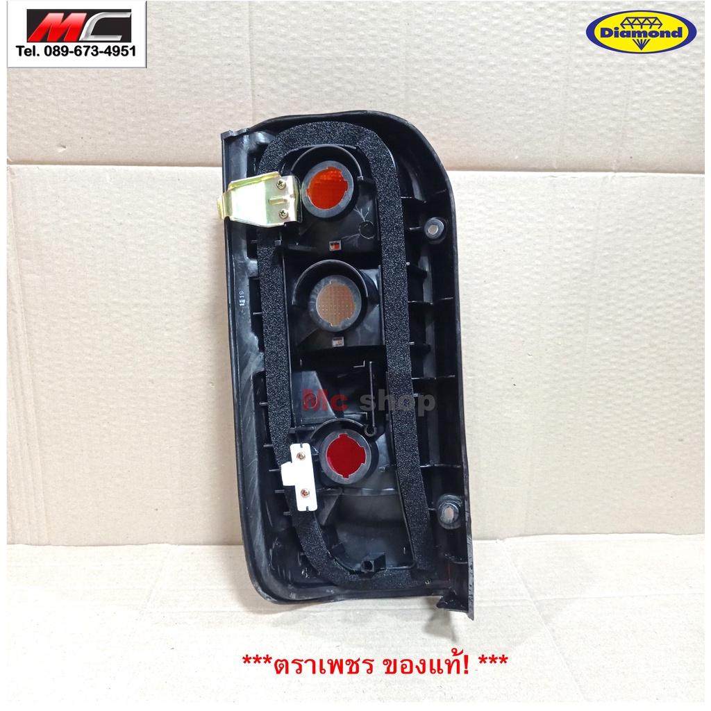 ไฟท้าย ไฮเอจ  HIACE TOYOTA   รถตู้ หัวจรวด ปี 1992 - 2004 * ตราเพชร 04-478_0_ * - รูปที่ 2