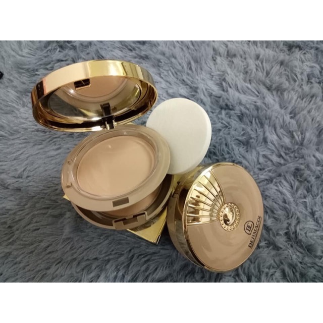 DEMACOL แป้ง 2 ชั้น สุดคุ้ม คุมมันกันน้ำกันเหงื่อ ในราคาที่ไม่แพงคุ้มมากๆ