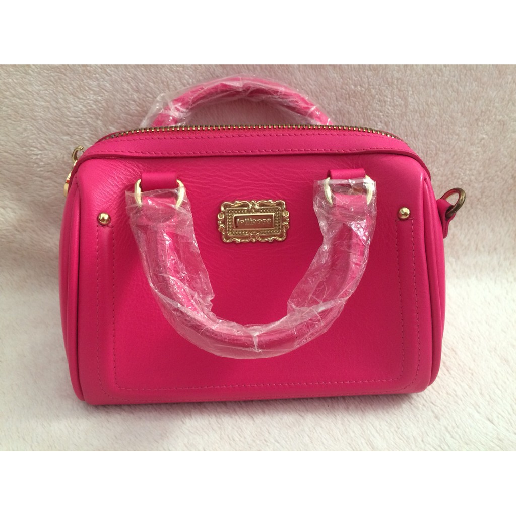 ส่งฟรี 👜👜  ของแท้ !! มือใหม่ !! กระเป๋า แบรนด์ Lollipops ทรงหมอน ใบเล็กกระทัดรัด น่ารักฝุดๆ  พร้อมถุ