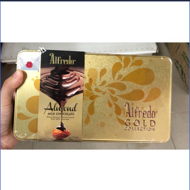 Alfredo gold collection almond milk chocolate ช๊อคโกแลตสอดไส้อัลมอนด์ น้ำหนัก 160 กรัม