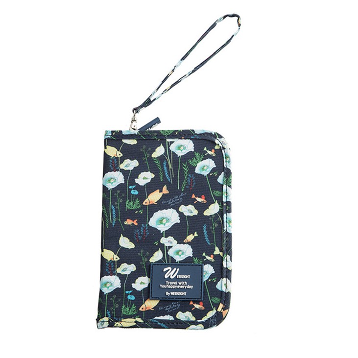 กระเป๋าสตางค์ ผ้าไนล่อน PVC 300D กันน้ำ ขนาด 25 X 18.6 X 12 cm. รหัส VCM- 01 ( สีน้ำเงินเข้มปลาทอง )