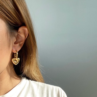 imean.store - Bold heart hoop earring with titanium+18k | ต่างห่วงรูปหัวใจสีทองงานไทเทเนี่ยม