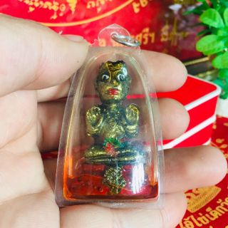 กุมารกวัก แช่น้ำมันต์สาริกา เลี่ยมกันน้ำอย่างดี