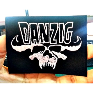 อาร์มรีดเสื้อ ตัวรีด ตัวปัก งาน DIY * กระโหลกเขาควาย DANZIG * ขนาด 9.5 X 7.2 เซนติเมตร