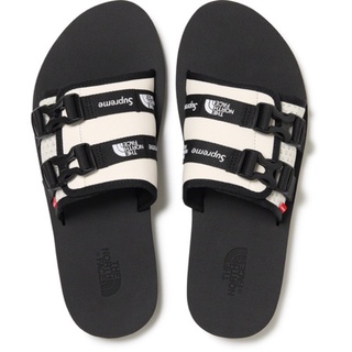 ใหม่พร้อมส่ง ของแท้ Supreme x The North Face Moonlight Ivory Slide