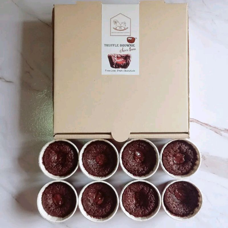 (บราวนี่ทรัฟเฟิล-ช็อกโก้ลาวา) 1ถาดมี 8-9ชิ้น MINDY TRUFFLE BROWNIE - CHOCO LAVA MINDY-BR-B