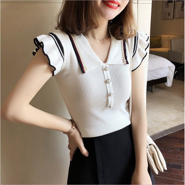 รุ่น 401 NEW พร้อมส่งในไทยมาใหม่ เสื้อแฟชั่นผู้หญิงไหมพรมคอปกหน้ากระดุม แต่งแขนแบบระบายนิกนึง สไตล์เกาหลีผ้านิ่มใส่สบาย
