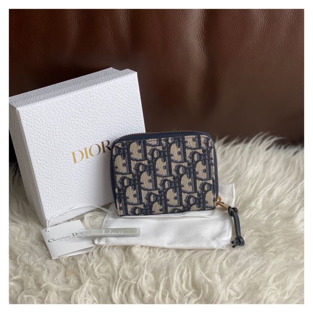 Used like new Dior wallet 2020