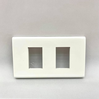 หน้ากาก 2 ช่อง Zeberg สีขาว ทัศศิพร Tassiporn