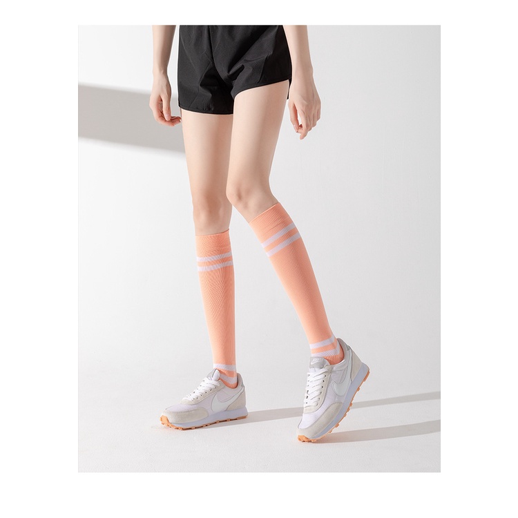 ถุงเท้ากีฬา รัดกล้ามเนื้อ ผู้หญิง มืออาชีพ ฟิตเนส วิ่ง กระโดดเชือกบีบอัด ท่อนบน น่อง ถุงเท้าผู้หญิง ยาว ยืดหยุ่น ถุงเท้า - รูปที่ 6