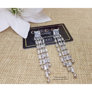 Hiend earrings brandname