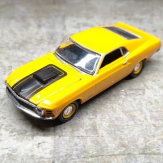 โมเดลรถเหล็ก 1/64 (8 cm) M2 Machines  รุ่น 1970 FORD MUSTANG สีเหลือง / ดำ