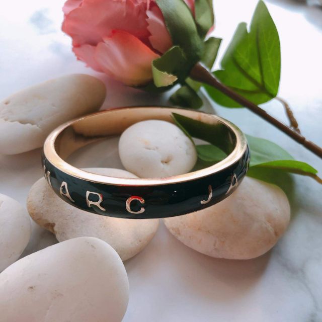 กำไลข้อมือแบรนด์  MARCH BY MARCH JACOBS STYLE