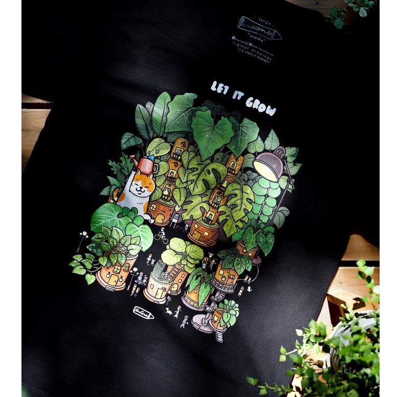 " Let it Grow " Black T-shirt Premium cotton100 comp เสื้อยืดคุณภาพ สีดำ ลายหมู่บ้านต้นไม้ Plant town