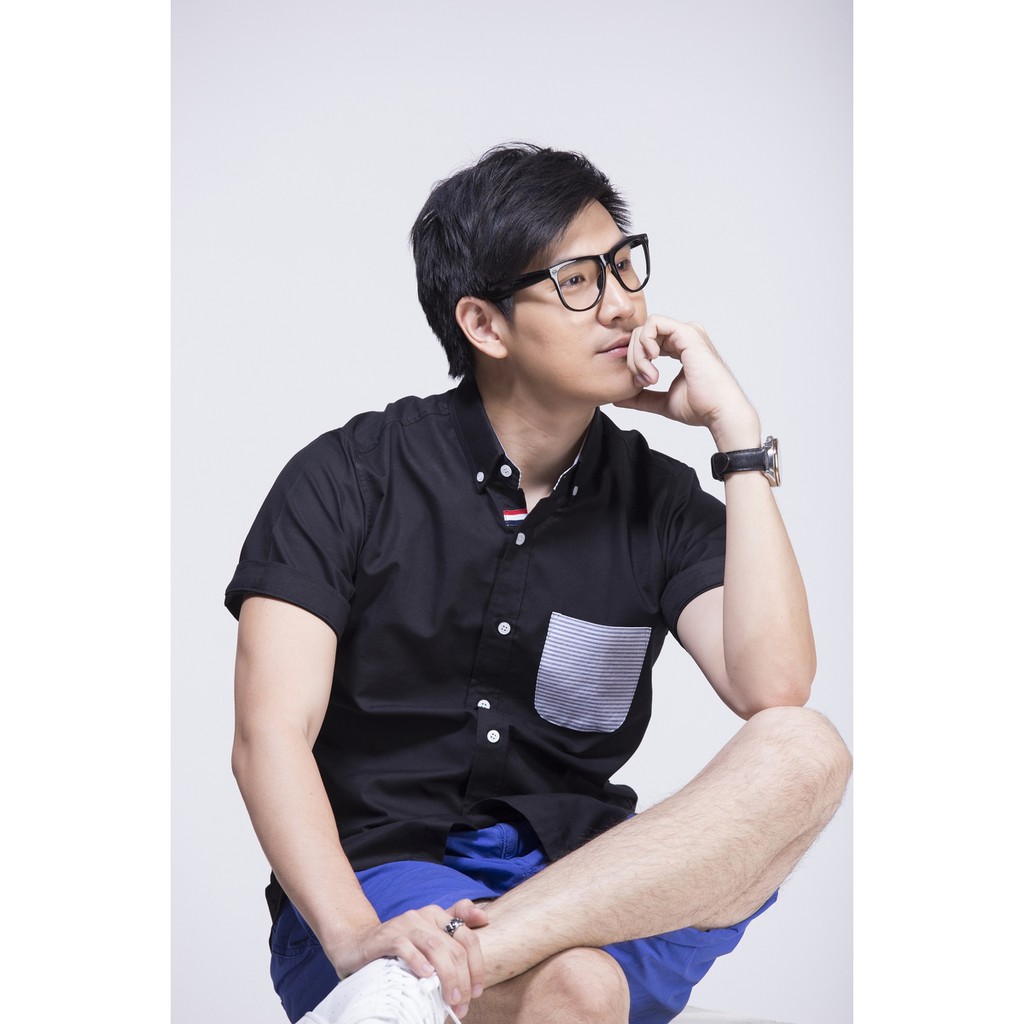 เสื้อเชิ้ต Quattro QS001-BLK ดำ *สอบถามไซซ์เสื้อก่อนสั่งซื้อนะครับ*