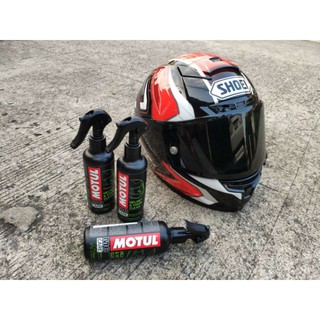 สเปรย์ทำความสะอาดหมวกกันน็อค Motul