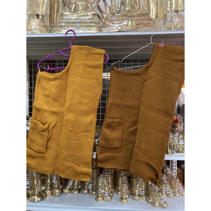อังสะ ไหมพรม เสื้อกันหนาว (แบบหนา) สินค้ามี2 ขนาด 2สี ราคาต่อชิ้น