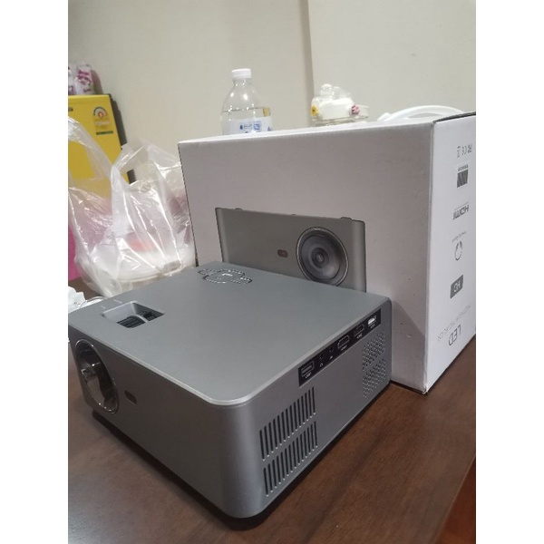 mini projecter RD830 มินิโปรเจคเตอร์ มือสองสภาพดี