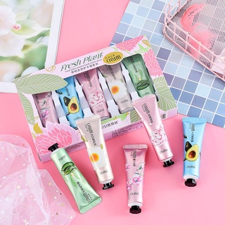 เซตครีมทามือ ครีมทามือ hand cream Set 5 ชิ้น พร้อมแพคเกจสวยหรู สำหรับให้เป็นของขวัญก้ได้ กลิ่นหอม ทามือ ให้นุ่ม เนียน