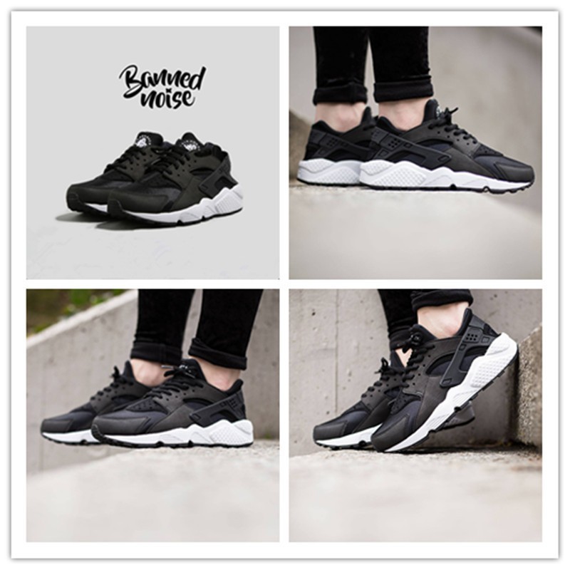 Nike air hot sale huarache wallace