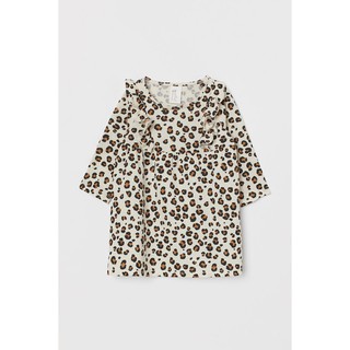 H&amp;M ชุดเด็ก เดรสเด็กผู้หญิง เดรสแขนยาว สีครีม ลายเสือดาว แต่งระบายช่วงไหล่และแถบด้านหน้า