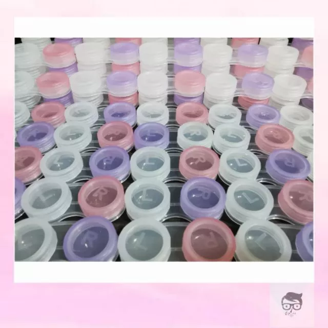 ตลับคอนแทคเลนส์​ สีชมพู/ม่วง​ ใส​ คละสี