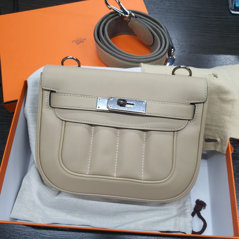 hermes crossbody bag berlin trench