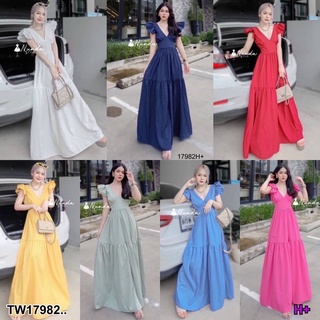 PE17982 เดรสยาว แต่งแขนระบาย คอวี