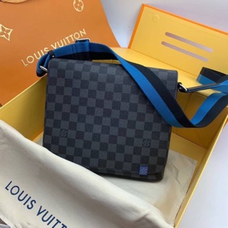 Louis Vuitton Messenger Bag