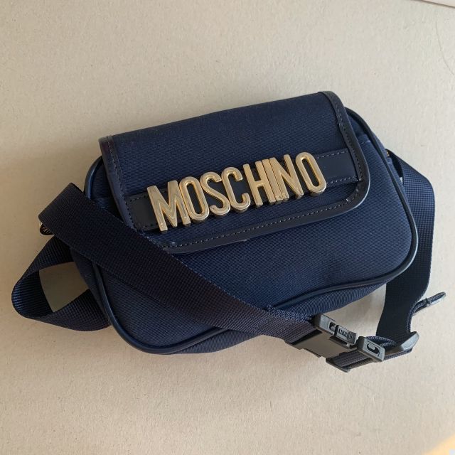 Moschino​ belt bag​ navy color​